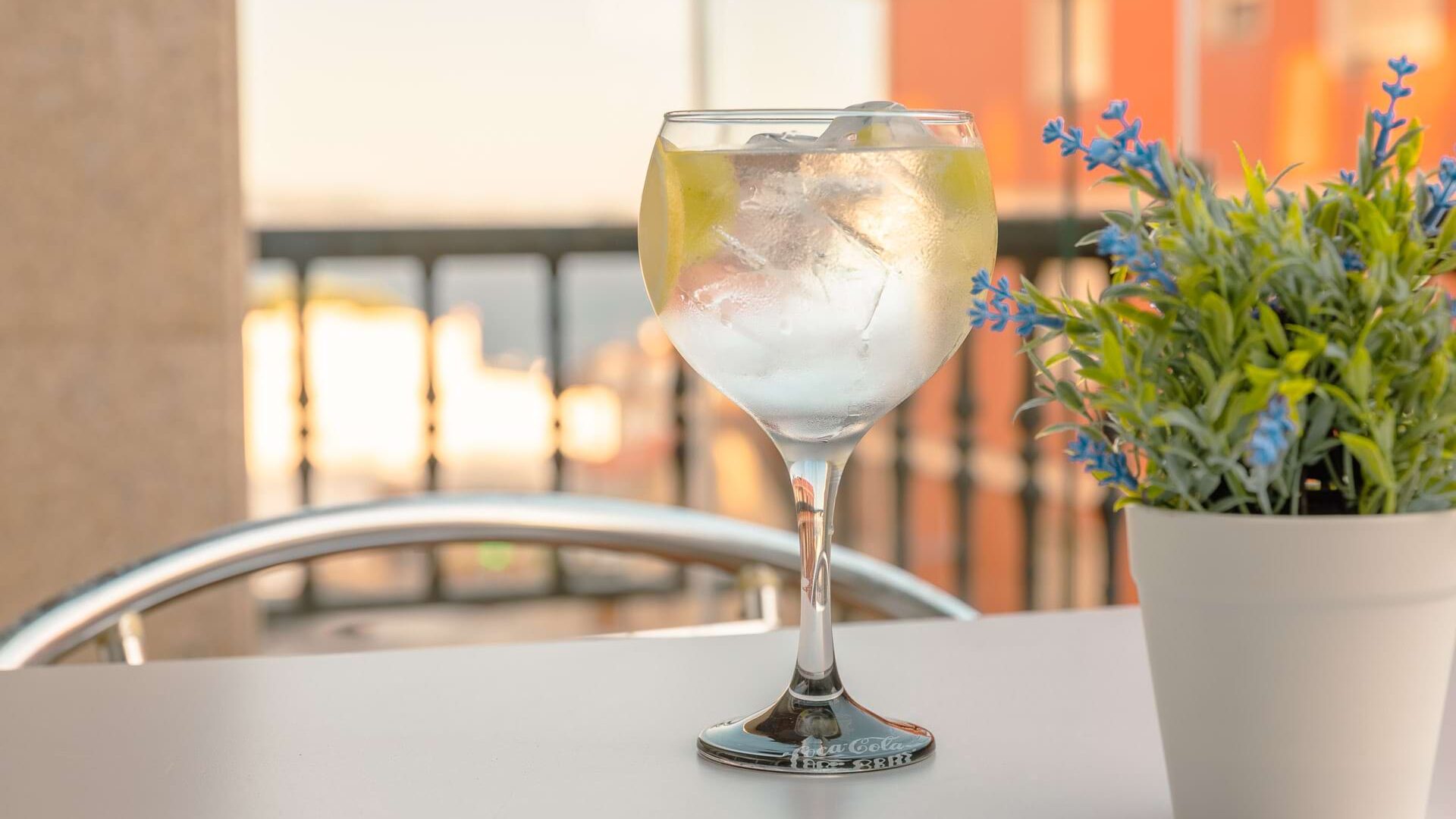 Apartamento de 3 dormitorios y terraza