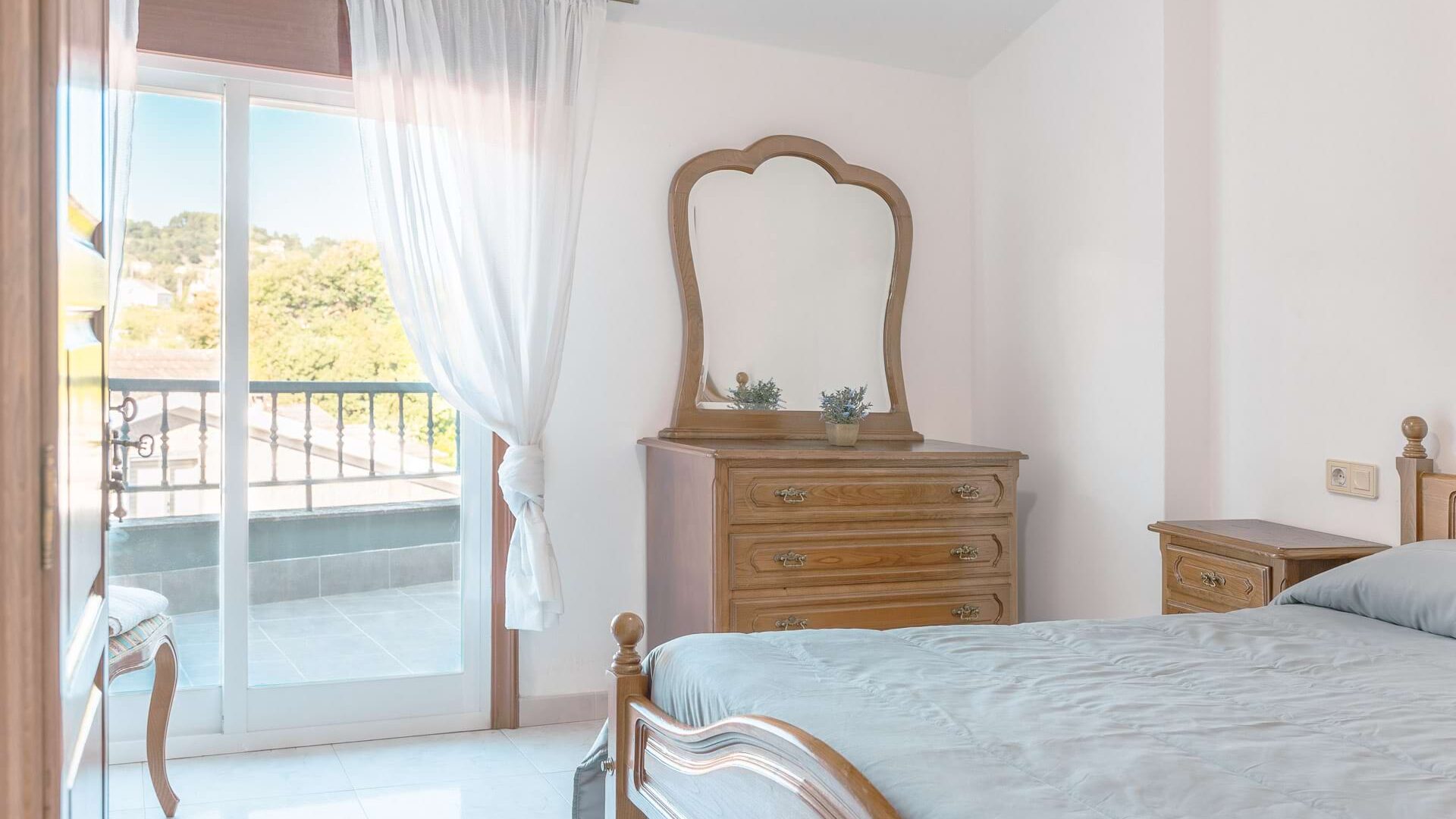 Ático de 2 dormitorios con terraza