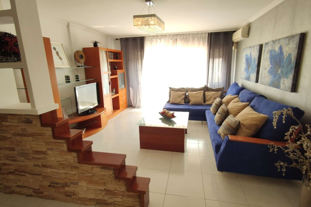 Apartamento de 3 dormitorios con terraza