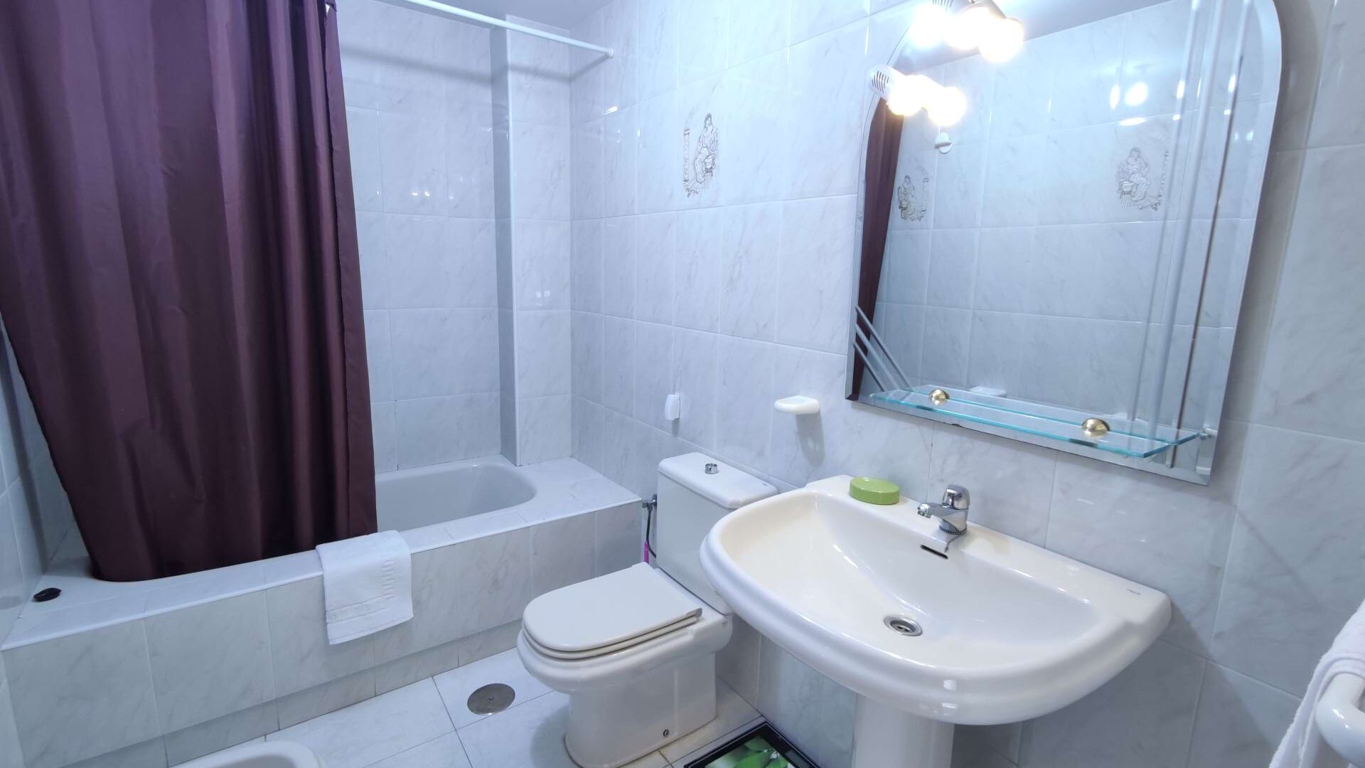 Apartamento de 3 dormitorios con terraza