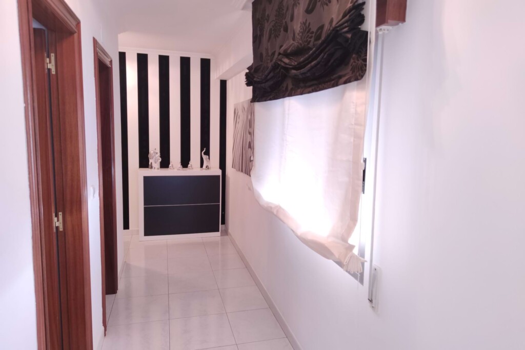Apartamento de 3 dormitorios con terraza